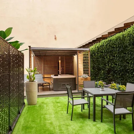 Πανσιόν Ripetta Luxury 4*