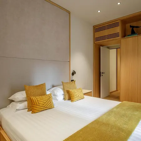 Ripetta Luxury Πανσιόν 4*