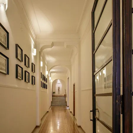 Πανσιόν Ripetta Luxury 4*